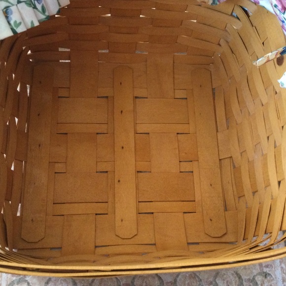 🎉🎉SALE🎉🎉LONGABERGER BASKET💯CAKE SMALL PICNIC 🤎VINTAGE🤎EUC - Picture 4 of 12
